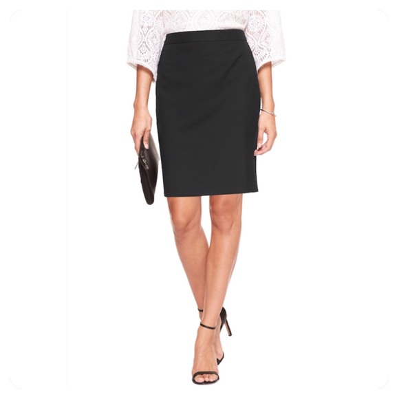 Banana Republic Factory Dresses & Skirts - 🆕 BANANA REPUBLIC black twill pencil skirt